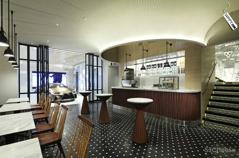 日本东京的雷克萨斯体验店