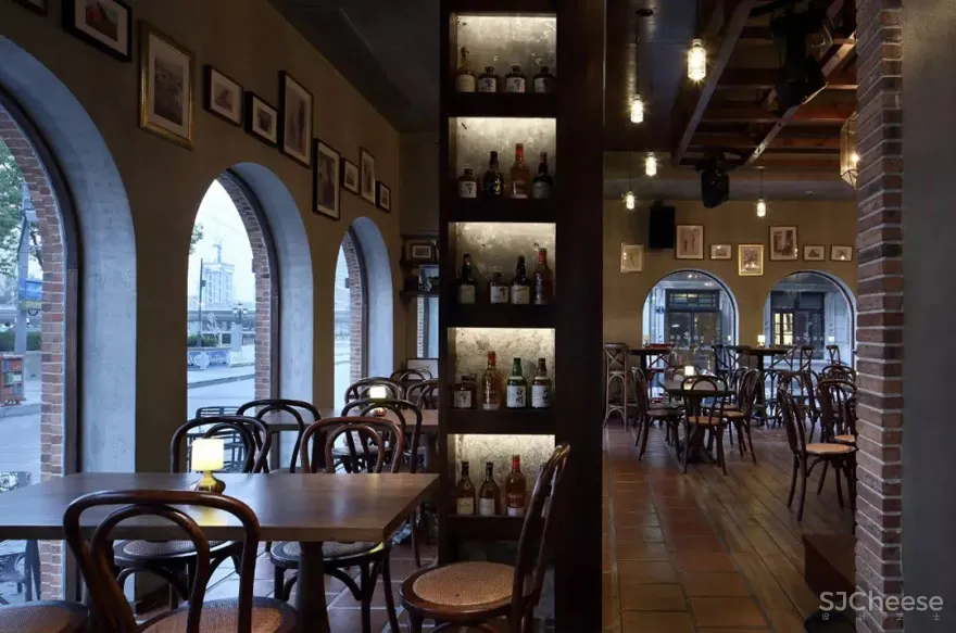 宁波老外滩花园酒吧 | 宁波市高得装饰设计有限公司