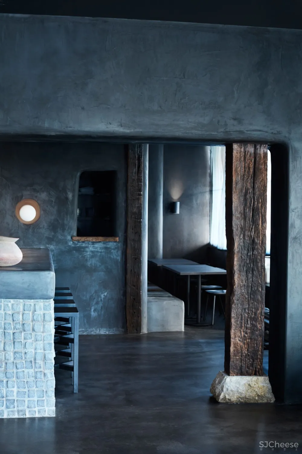 最新 | 高度质感的全黑色调:悉尼 Edition Roasters 咖啡馆 首