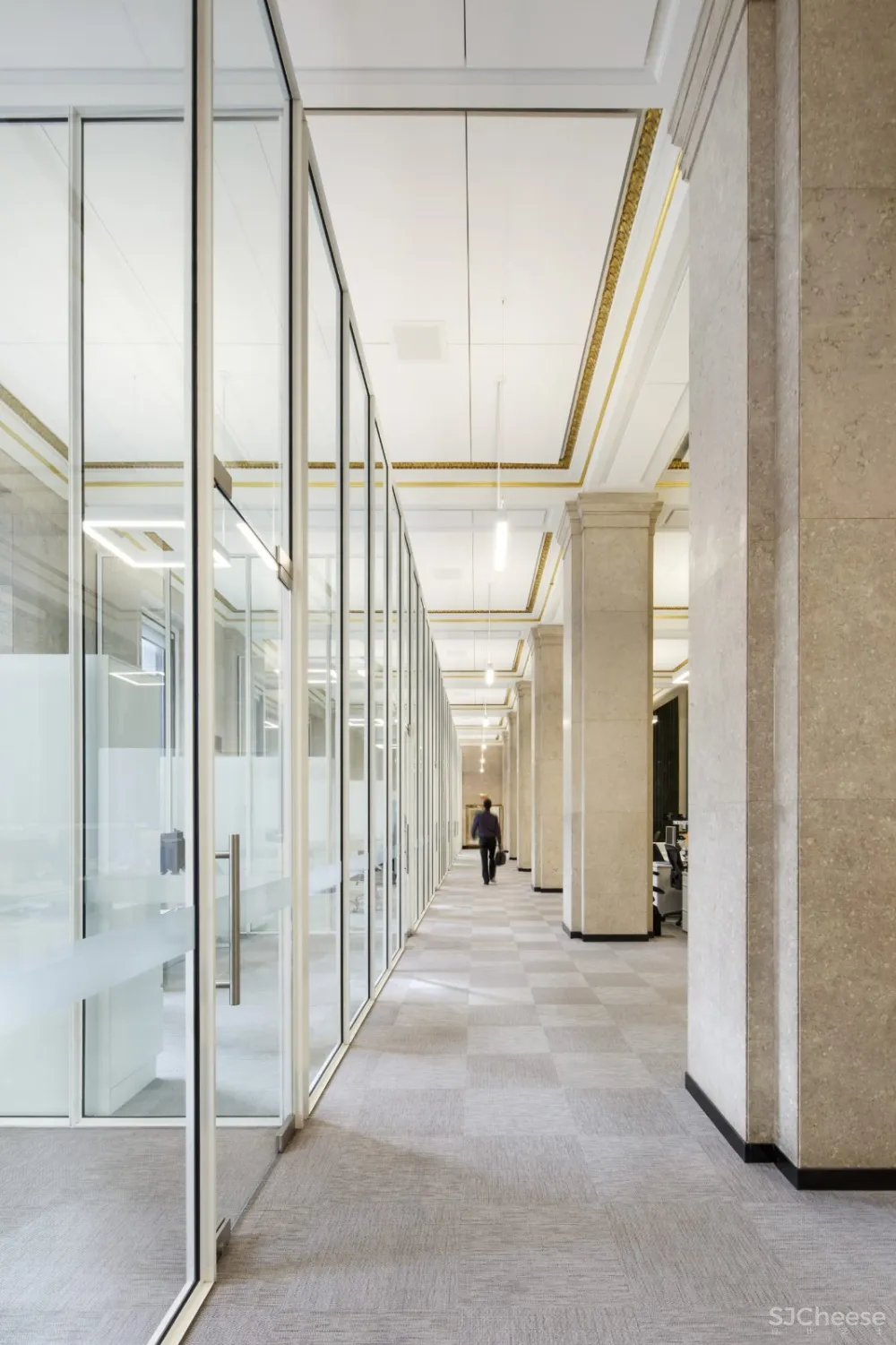 翻新建筑：蒙特利尔中心的历史银行大楼