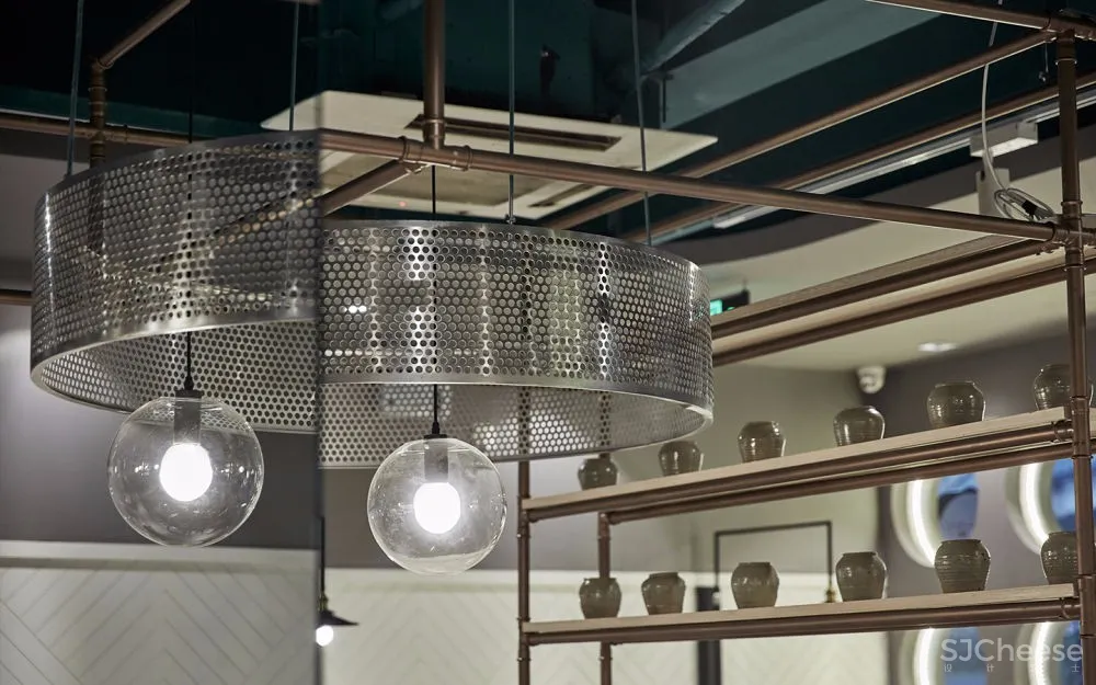 原木+金属打造的复古餐厅 | 三也室内设计 首