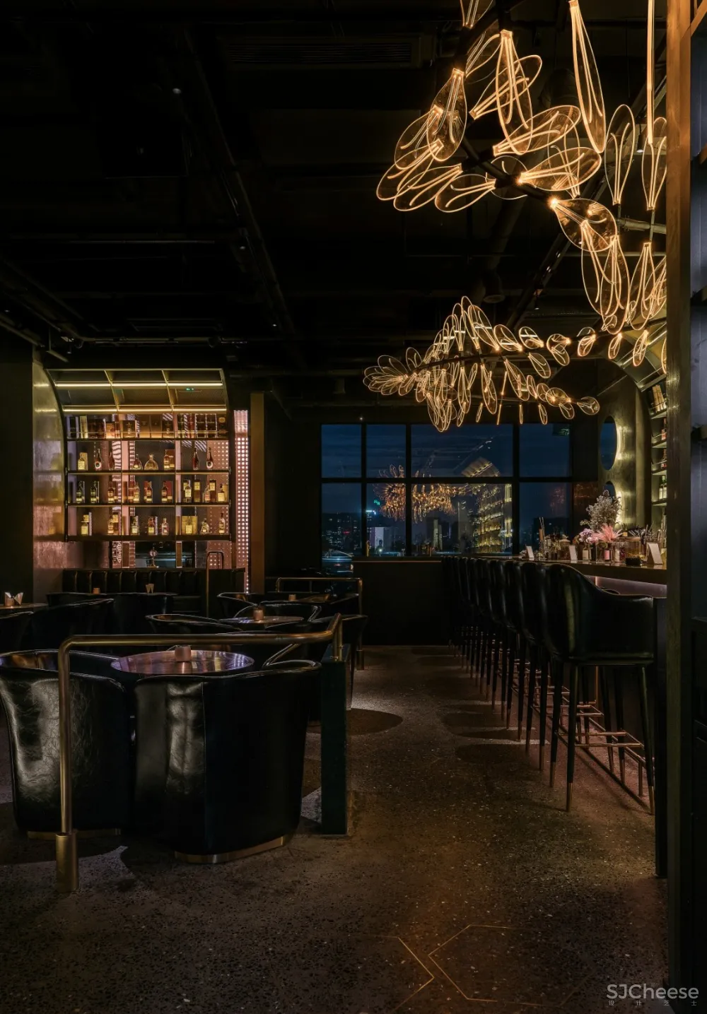 多元选择中追寻，定义独有基因 | 珑腾商业空间设计事务所 首