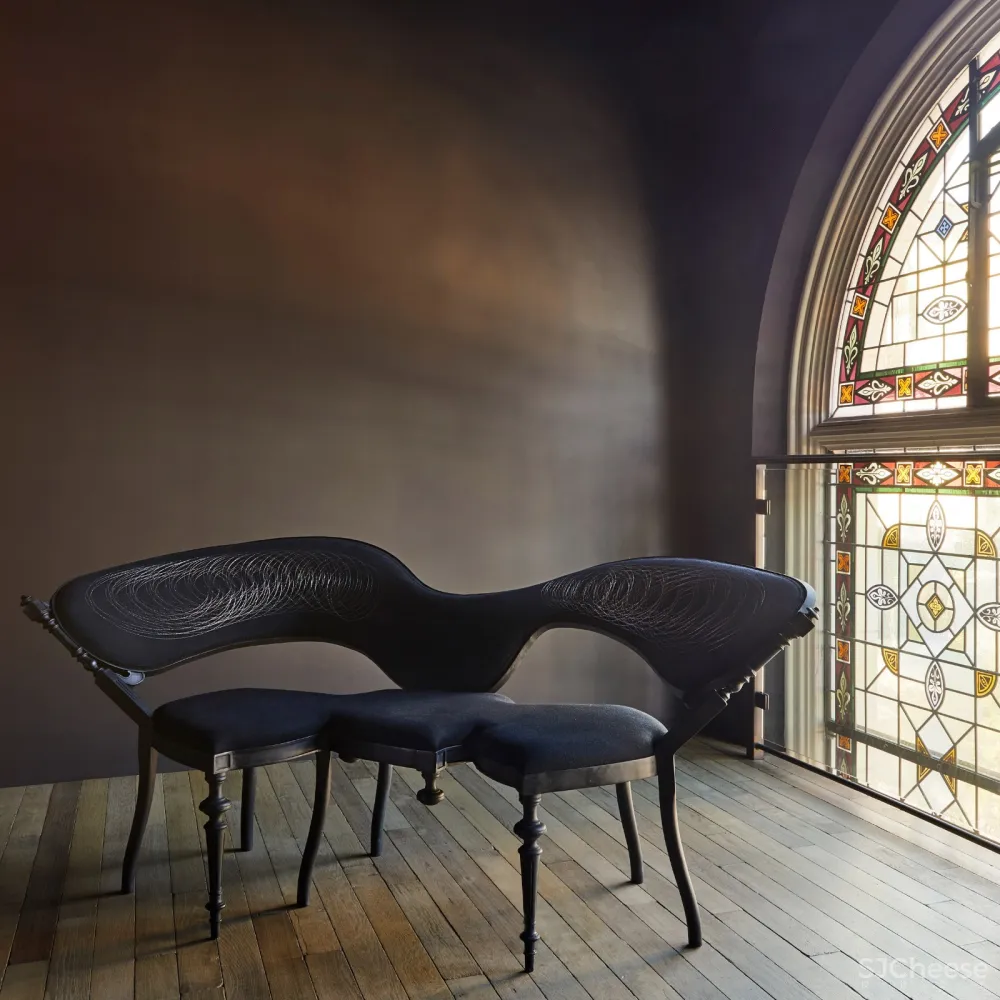 教堂与艺术的结合：Carpenters Workshop画廊作品