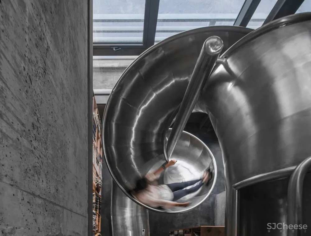 艾舍尔设计：北京 视觉试验空间 首