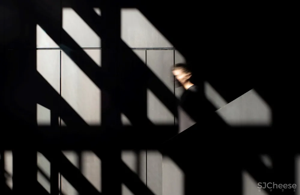 Arkoslight 办公室,将产品融入设计 / Francesc Rifé studio