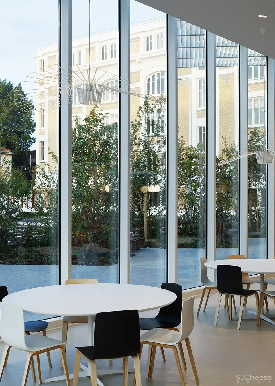 法国中央银行La Courneuve中心，巴黎 / Jean-Paul Viguier et Associés