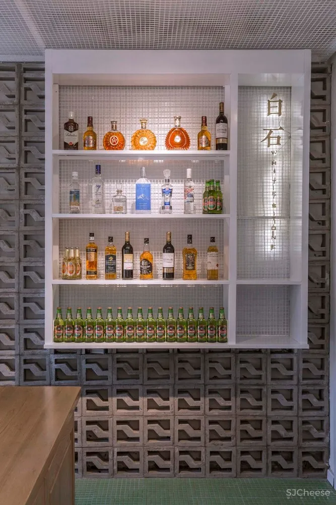 白石酒吧 / 三文建筑/何崴工作室 首