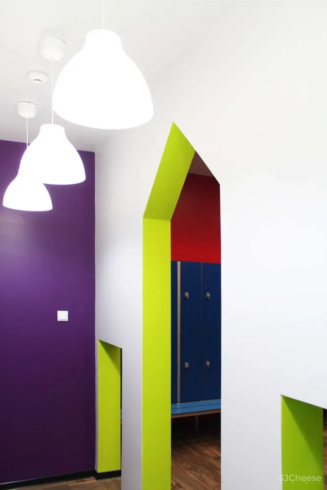 [俱乐部] Kalorias Club Children Dressing Room