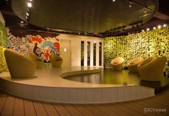 Freshdesk印度金奈有趣的开放式办公空间设计