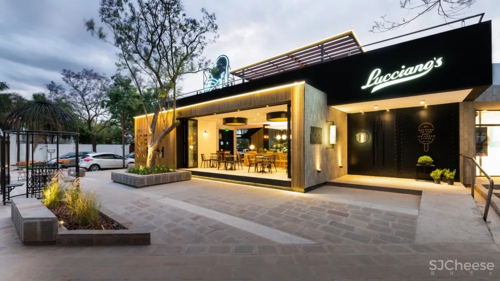 FERRO assoc:Lucciano’s冰淇淋旗舰店