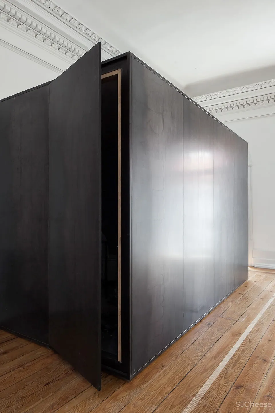 科英布拉酒店改造，葡萄牙 / depA Architects