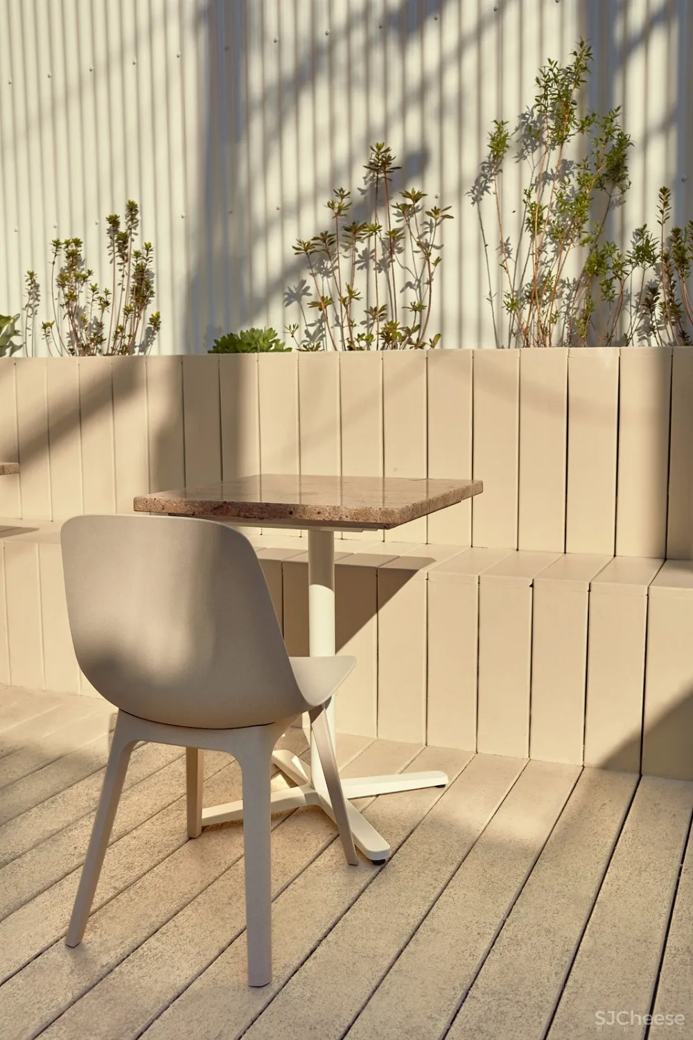 Corinna & Theresa Williams：Celsious餐厅自助洗衣店/咖啡馆 首