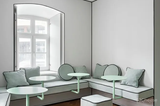 莫斯科 MIA Yoga 瑜伽工作室 :Crosby Studios 首