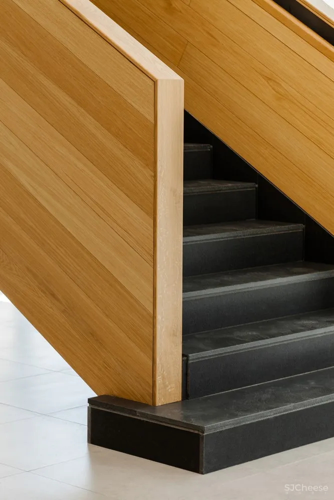 Varda Studio | 抽象的镂空形式建筑