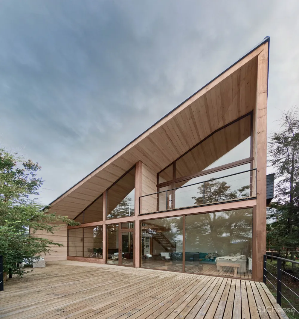 首发 | Hsu Gabriel Architects 分隔儿童和成人的空间 智利湖边别墅