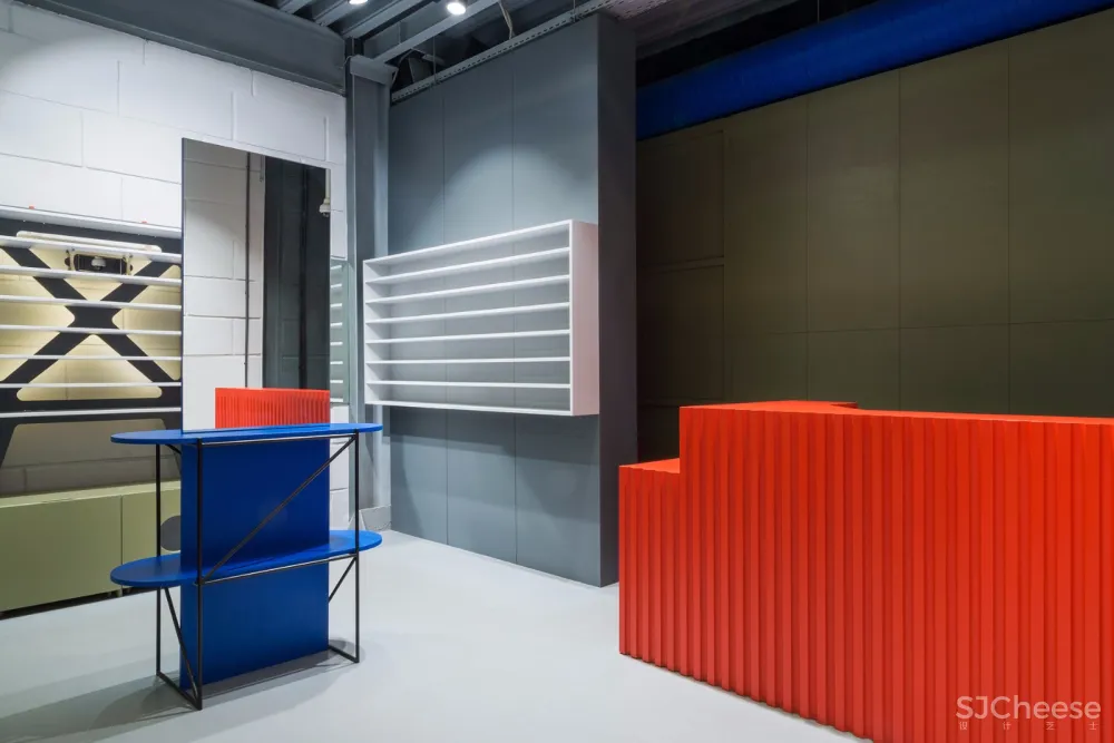 P.Y.E商店/ Flacon 2.0 首