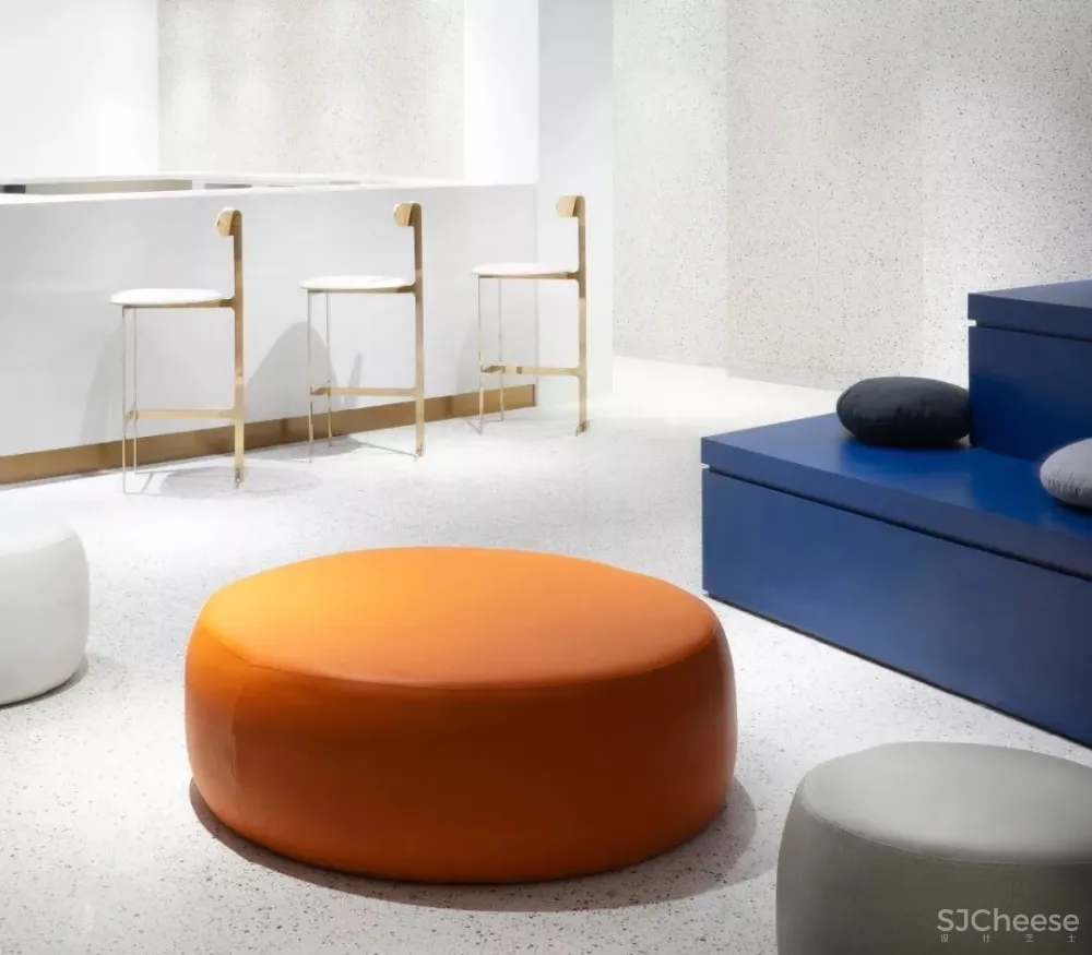 颜控时代,健身房也要网红范!| 故事空间设计 首