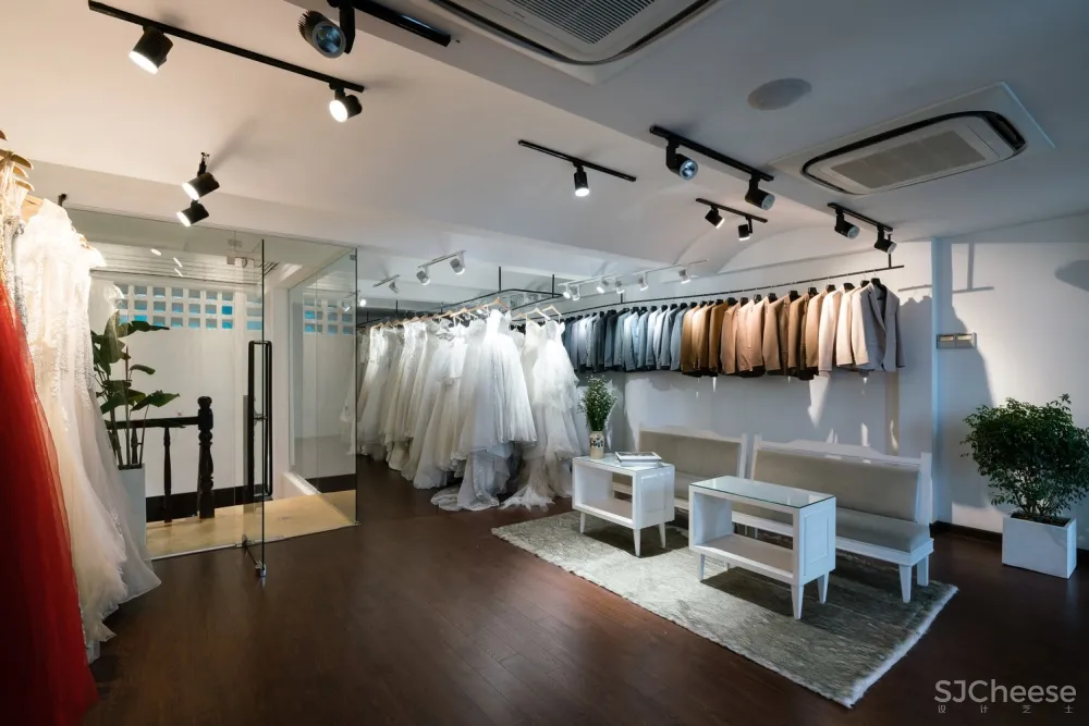 Rin 婚礼工作室 / District 1 Architects