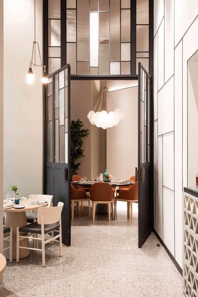 迪拜休闲风GIA餐厅 | Hecker Guthrie