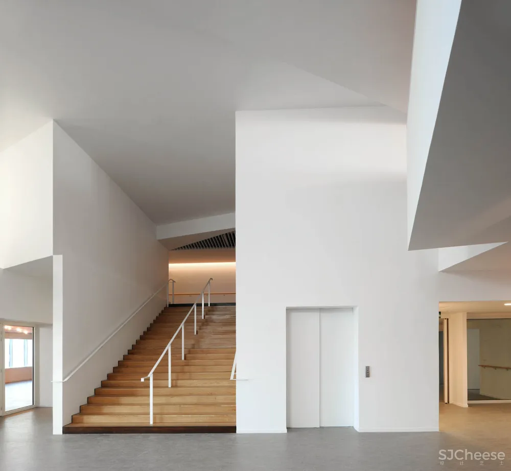 个床位的养老院 法国