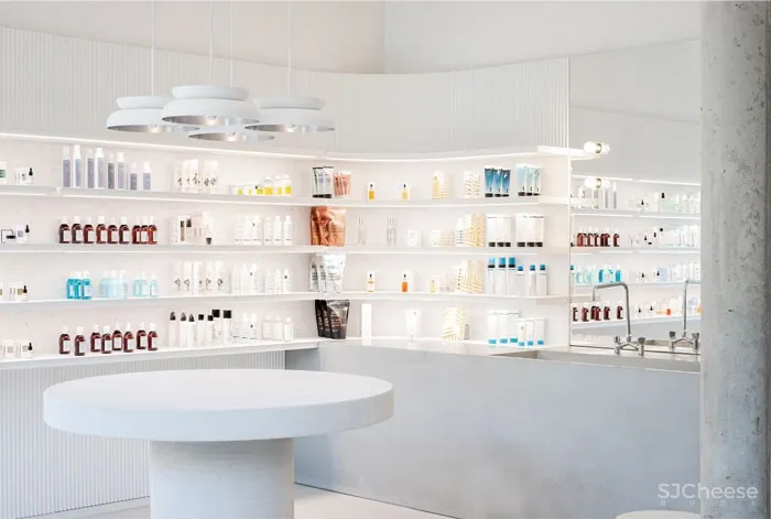 Zalando 美容站,低彩度也能给你需要的温暖氛围 | Batek Architekten