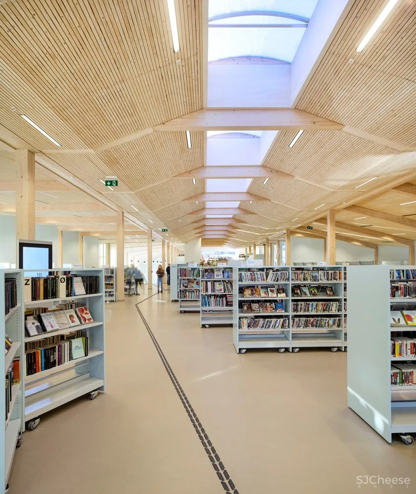 格里姆斯塔德图书馆 / Helen & Hard