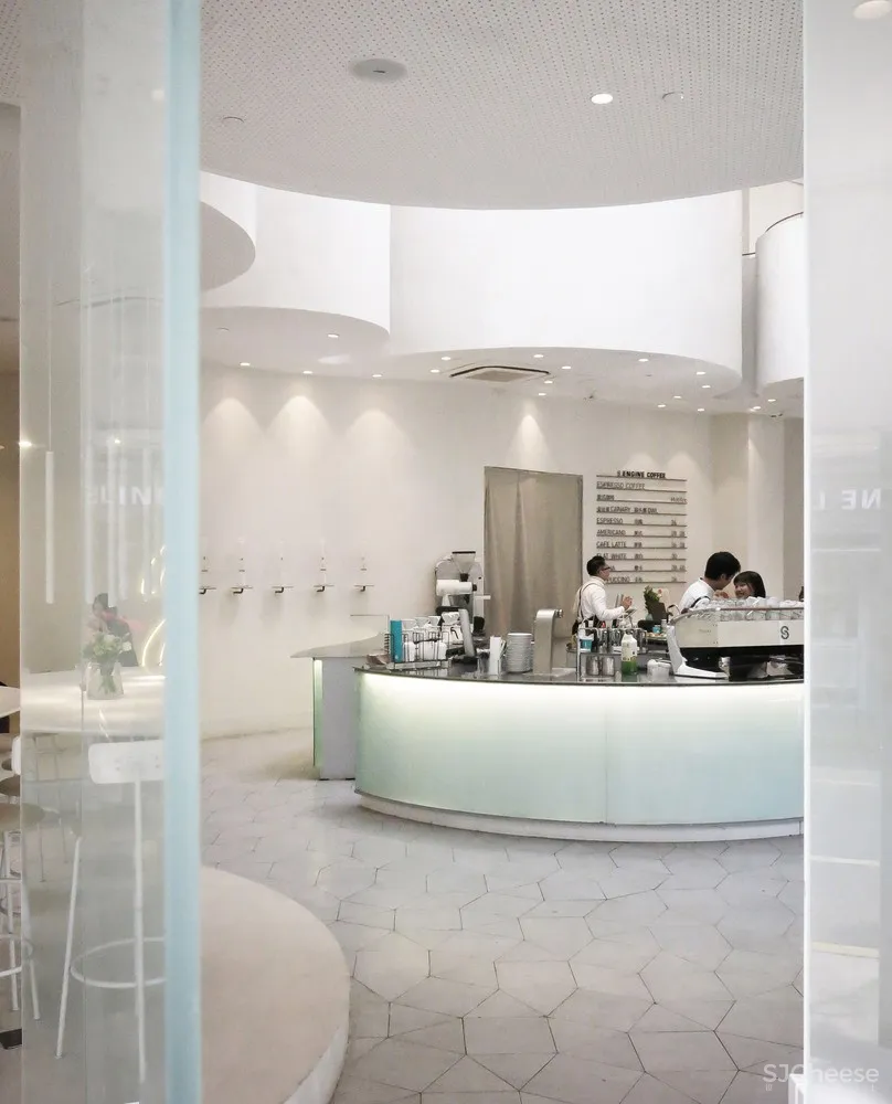 最新 | 不迫建筑工作室：上海鹰集咖啡丰盛里店 首