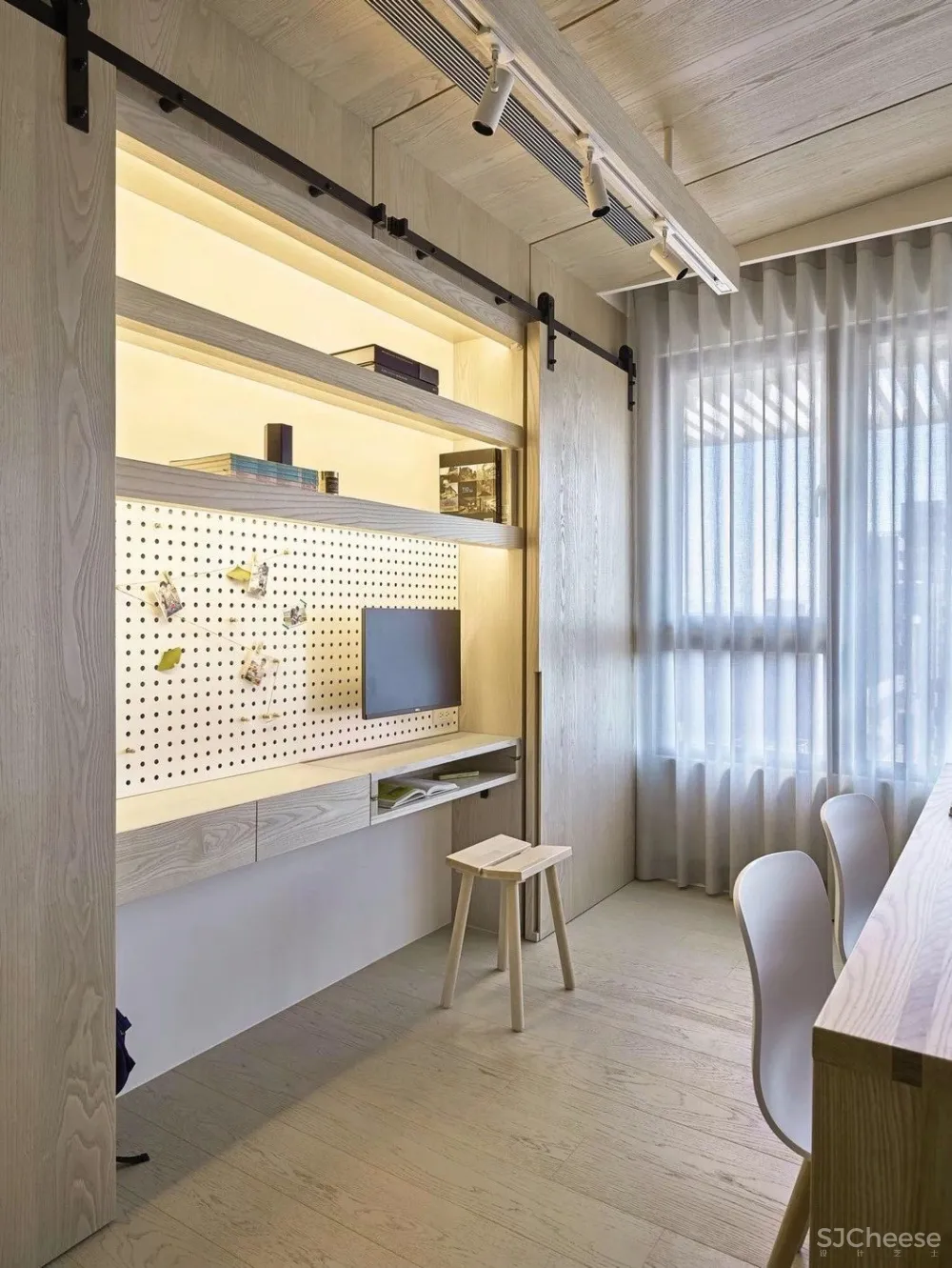 简单木色调丨刚刚好的温馨暖宅