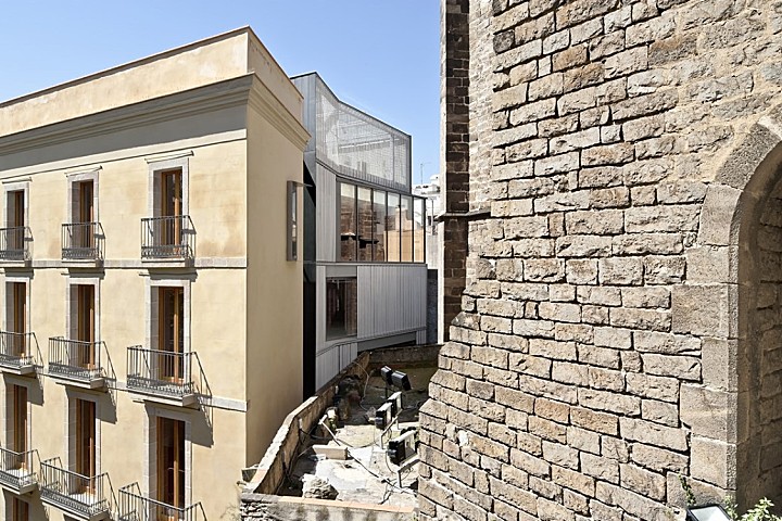 玩具图书馆与办公室,巴塞罗那 / taller 9s arquitectes