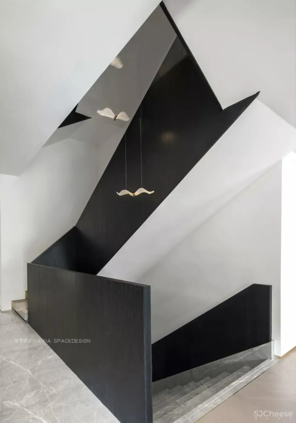 1120㎡轻奢别墅,一半冷艳一半迷红 | 舍下空间