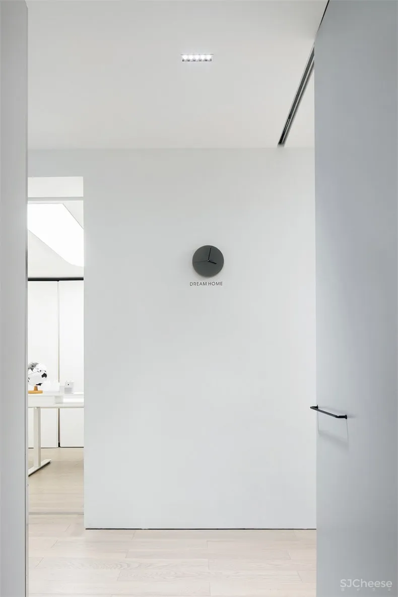 26.JPG PONE ACHITECTURE:落差巨大的家——居住空间