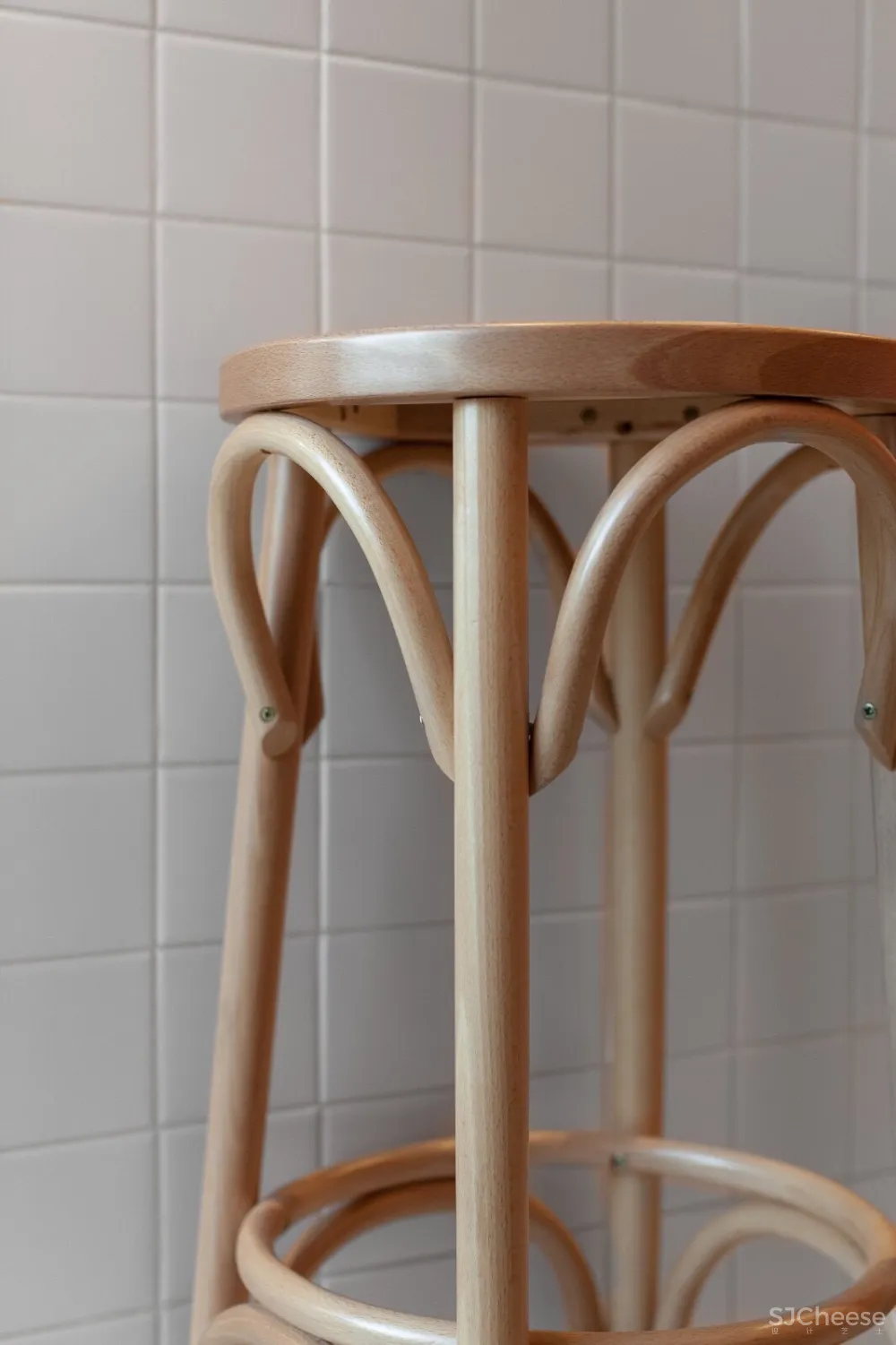 莫斯科48m²Cotto罗马风格咖啡店 | Small Studio 首