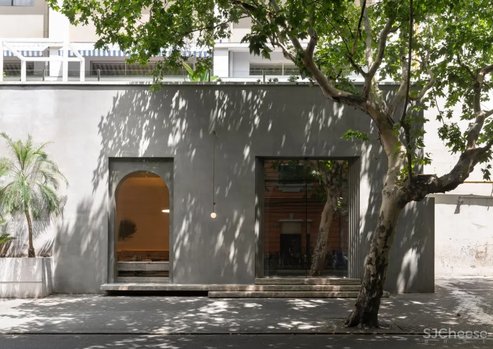 Office AIO:上海莲花酒吧 首