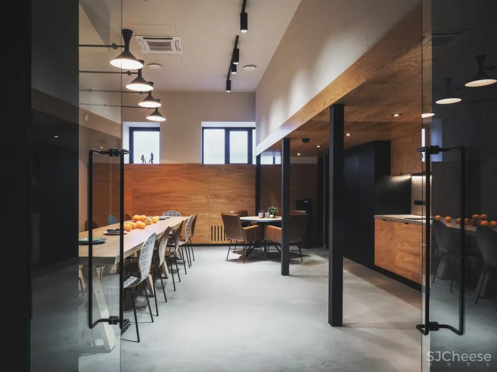 PETSHOP office / PAUM design 首