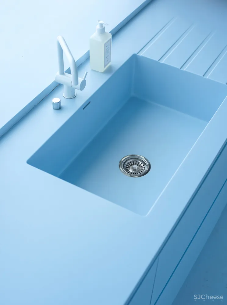 挪威Bakken＆Bæck未来主义办公室改造设计