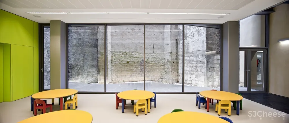 玩具图书馆与办公室,巴塞罗那 / taller 9s arquitectes