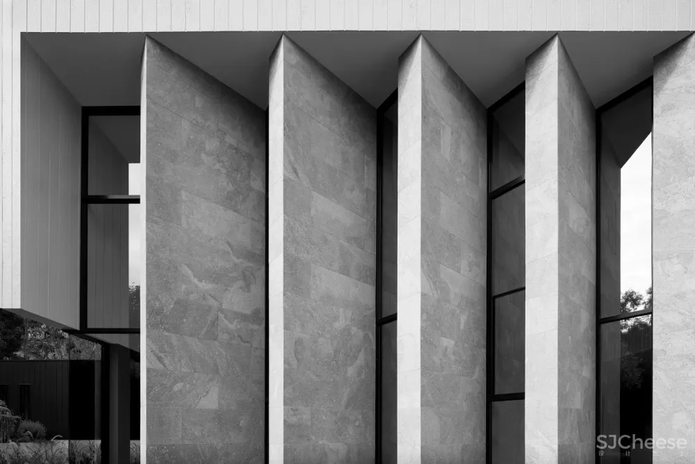 首发 | Mostaghim & Associates 让冬季的阳光进入生活空间 首