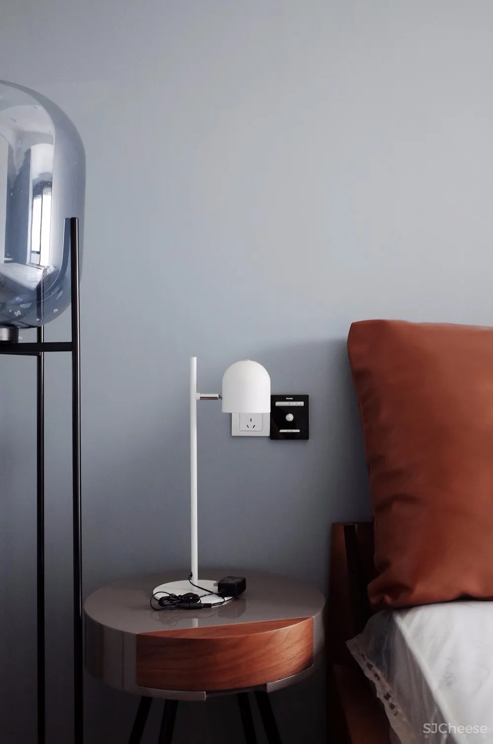 格局·木与黑白灰的完美平衡124m²住宅设计 | 简线设计