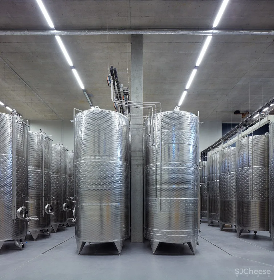 Obelisk酒庄：AiD team a.s. 首