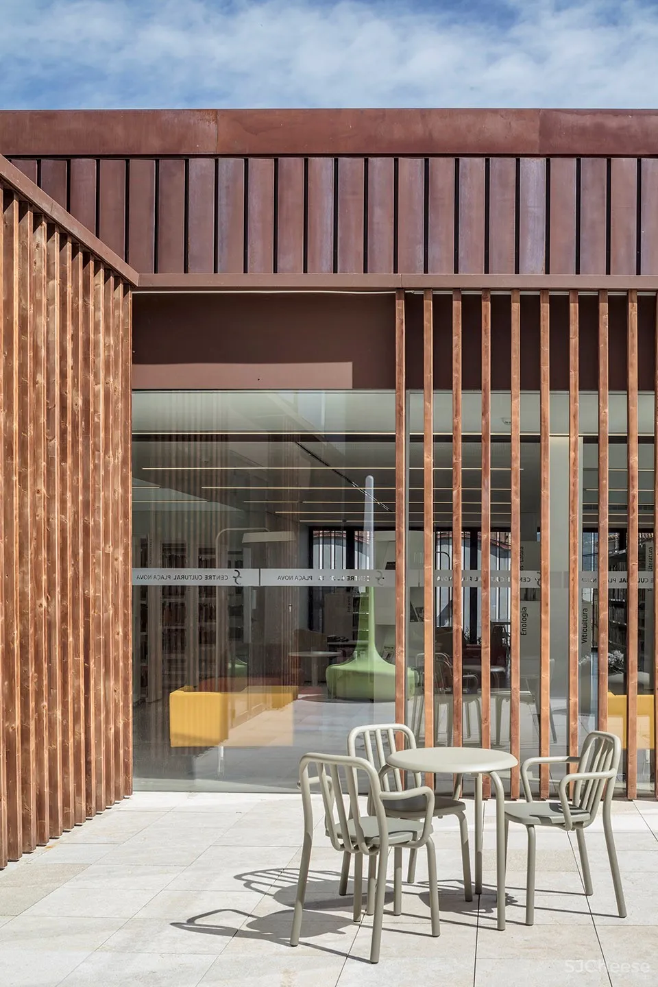 SANT SADURNÍ文化中心,巴塞罗那 / taller 9s arquitectes