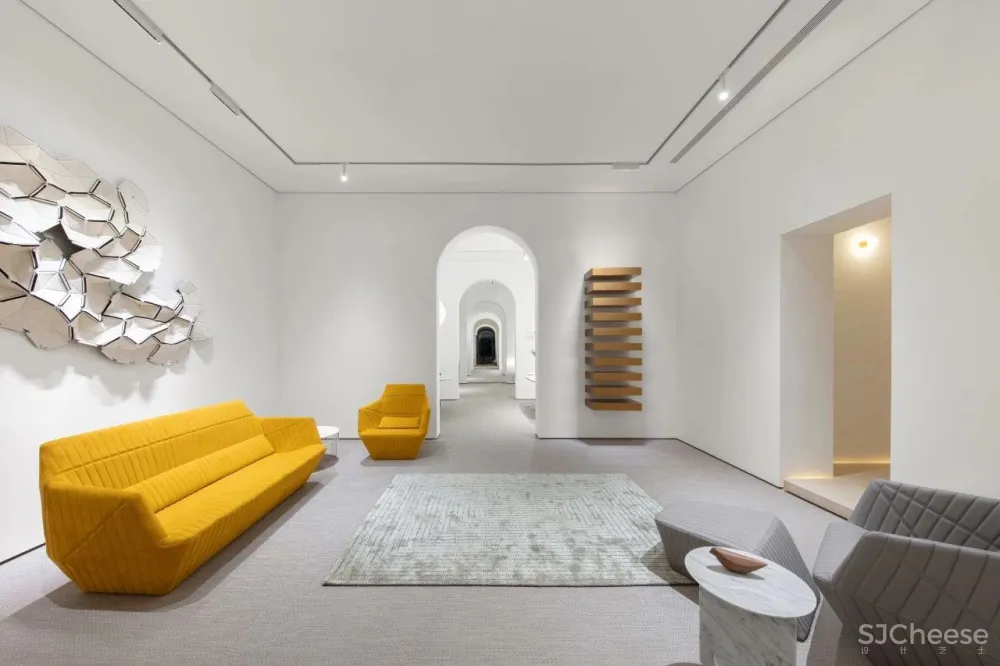 HermanMiller 中国首家旗舰店 | 精神性的建筑群落 首