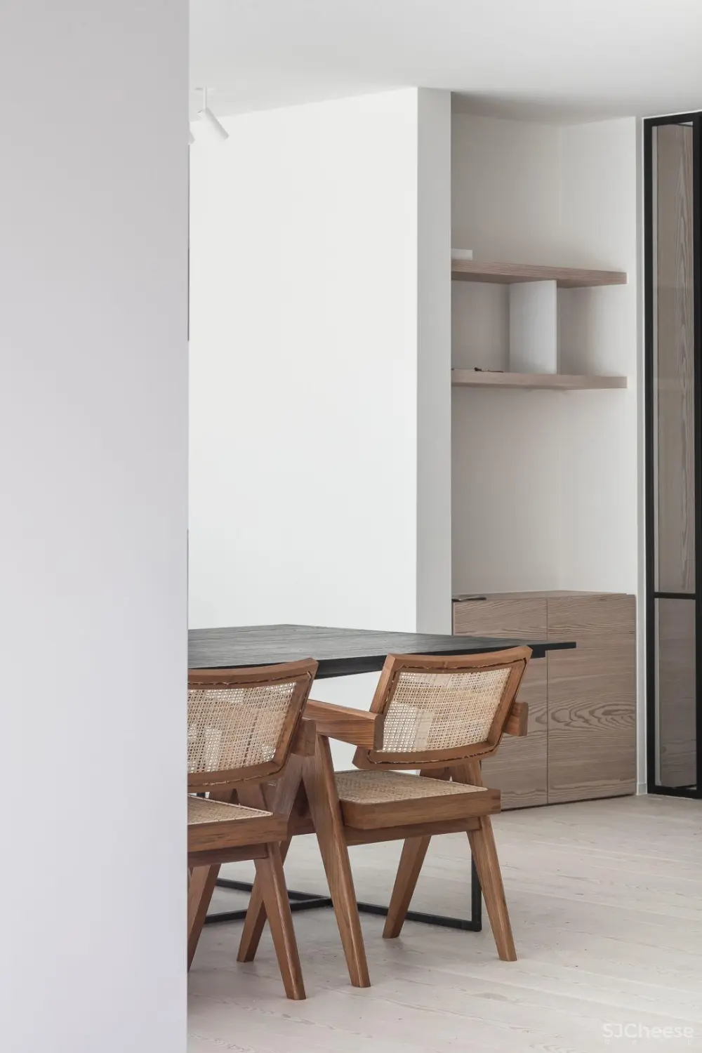 Nathalie Deboel | 感性和放松的极简氛围 Nathalie Deboel | 感性和放松的极简氛围