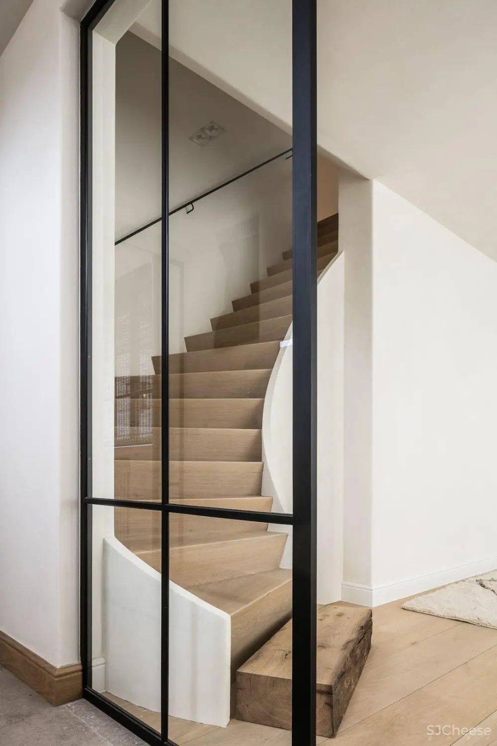 Nathalie Deboel | 感性和放松的极简氛围 Nathalie Deboel | 感性和放松的极简氛围