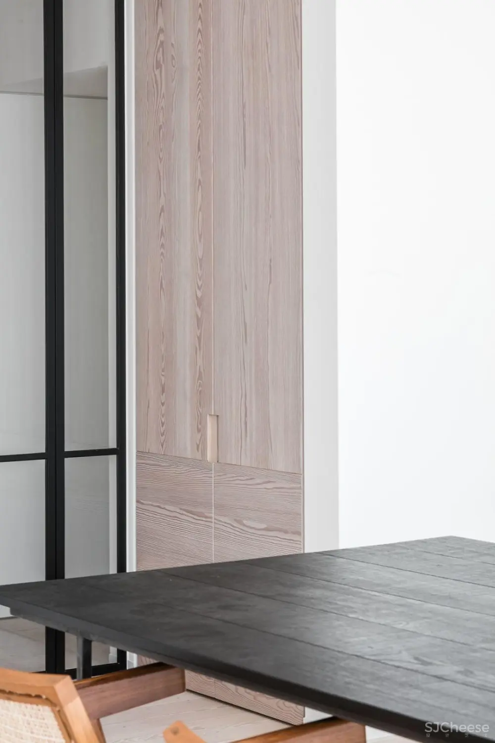 Nathalie Deboel | 感性和放松的极简氛围 Nathalie Deboel | 感性和放松的极简氛围