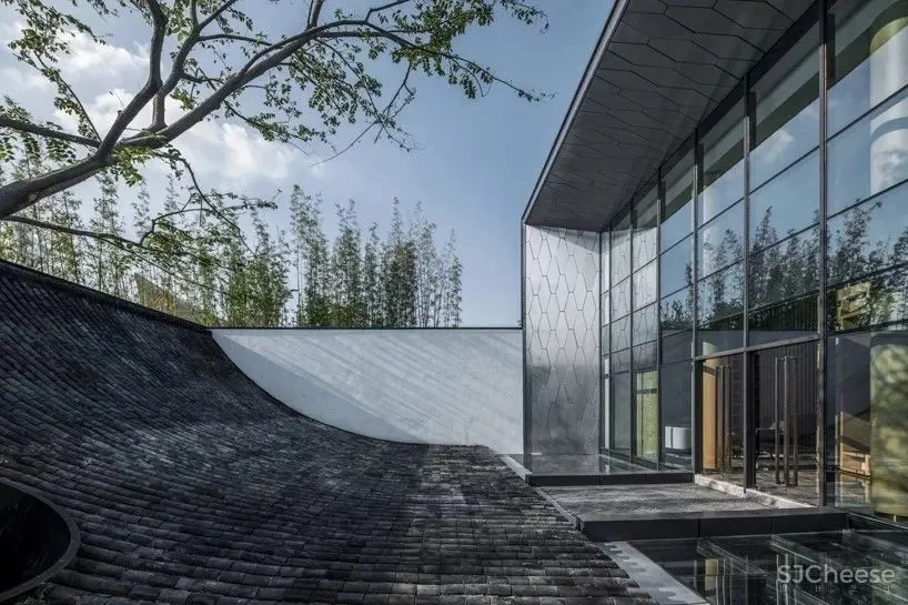 木骨架与数字皮肤的幸福对话丨“美丽真相”社区服务中心