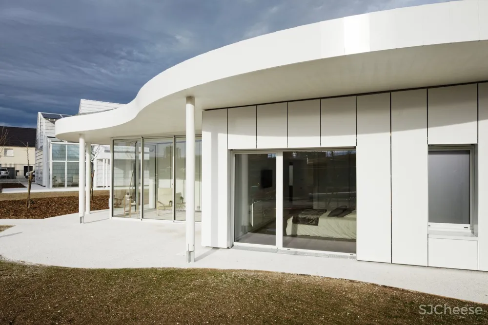 KONEKTI 2+1住宅 / Bruno Rollet Architecte