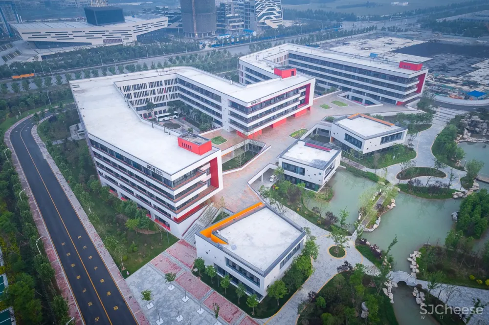 济宁海达行知学校 / 象外营造工作室