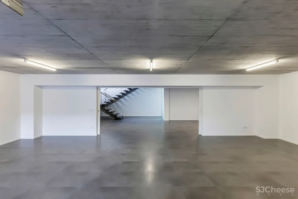 FCC Arquitectura | 葡萄牙拥有大地形区域的别墅 Campo das Paulas