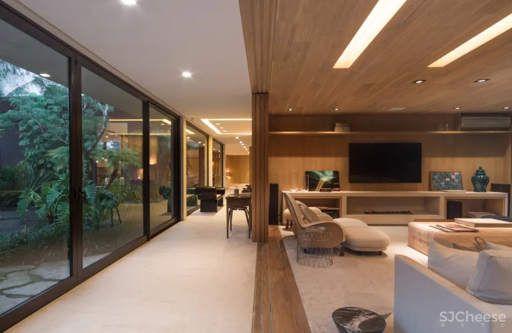 拥有六间套房的巴西自然别墅 | CCB Paineiras