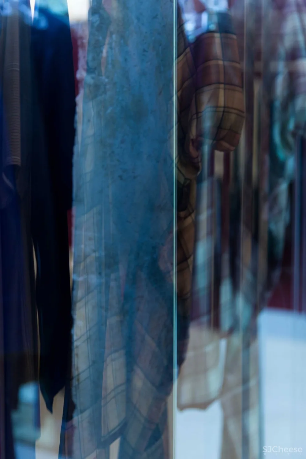 首发 | 多彩结构概念的运用 IMMI上海旗舰店 首